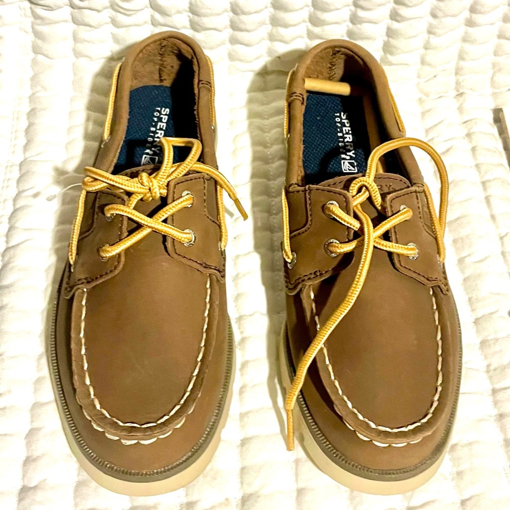 Boys Sperry Leeward Leather Boat Shoe, Size 1.5